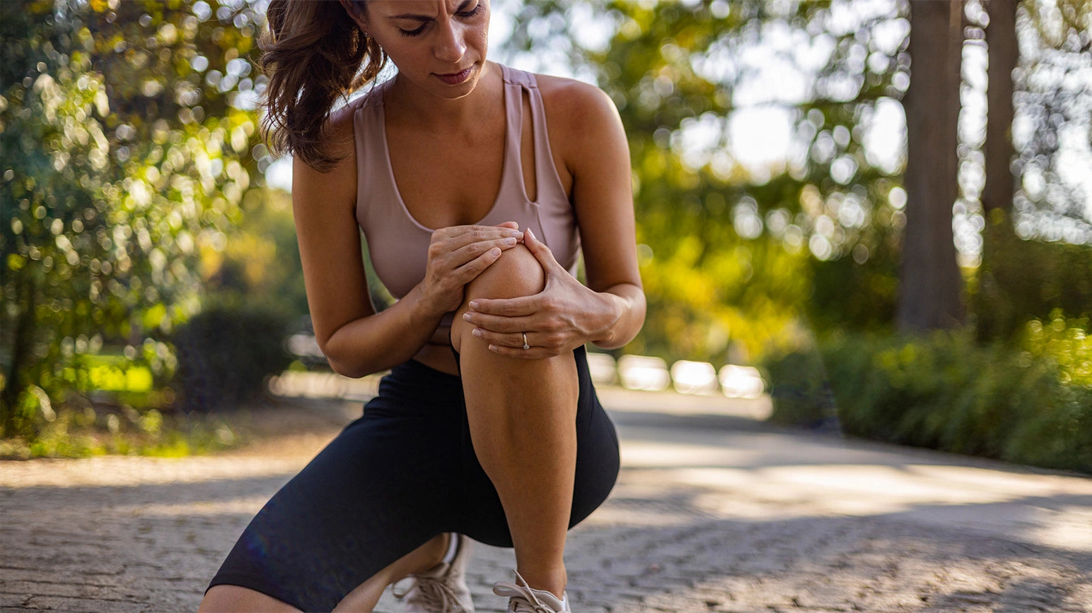 Cómo quitar el dolor de rodilla rápido: métodos eficaces